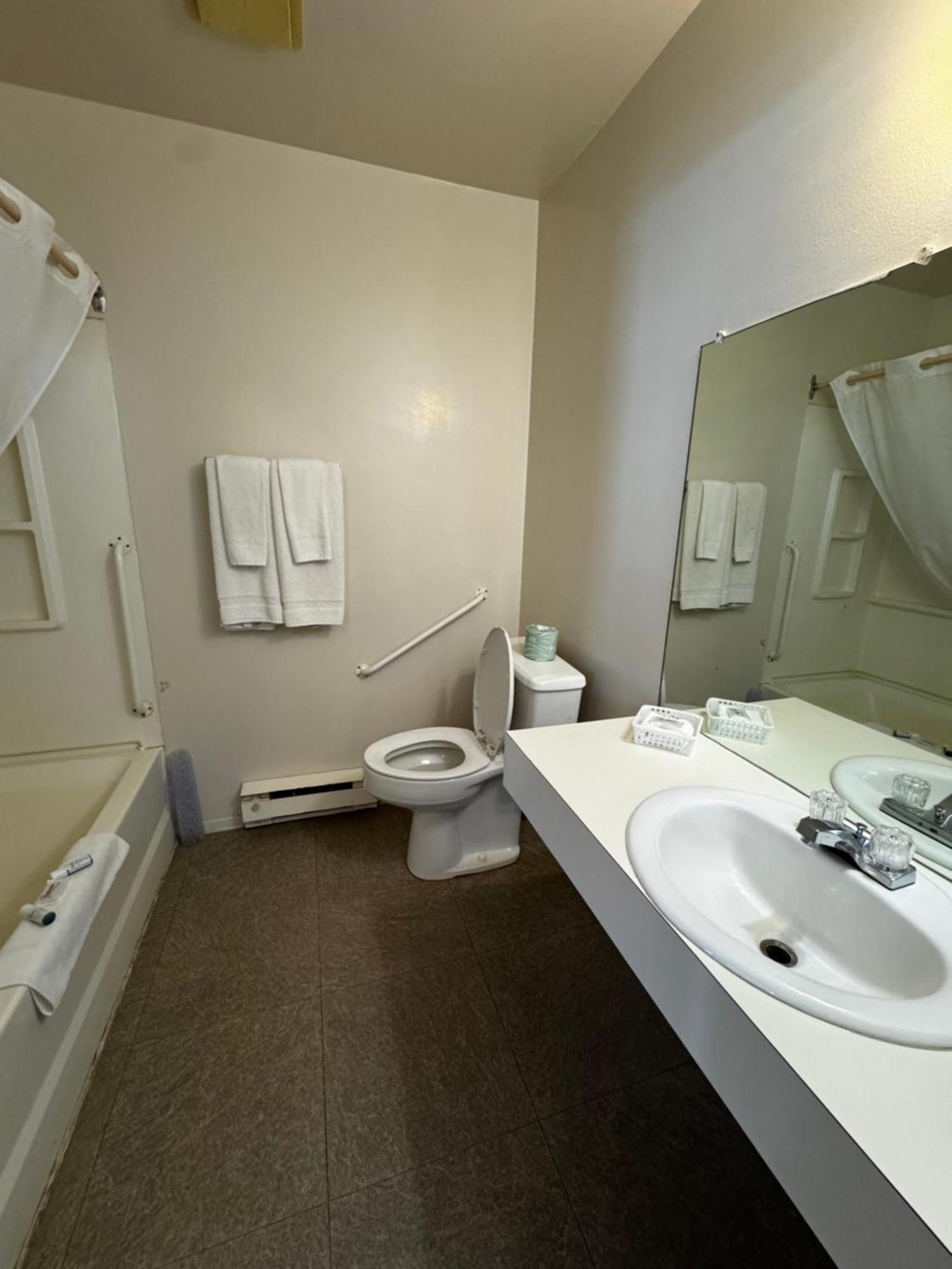 Zero-100 Motel Heron Bay Dış mekan fotoğraf